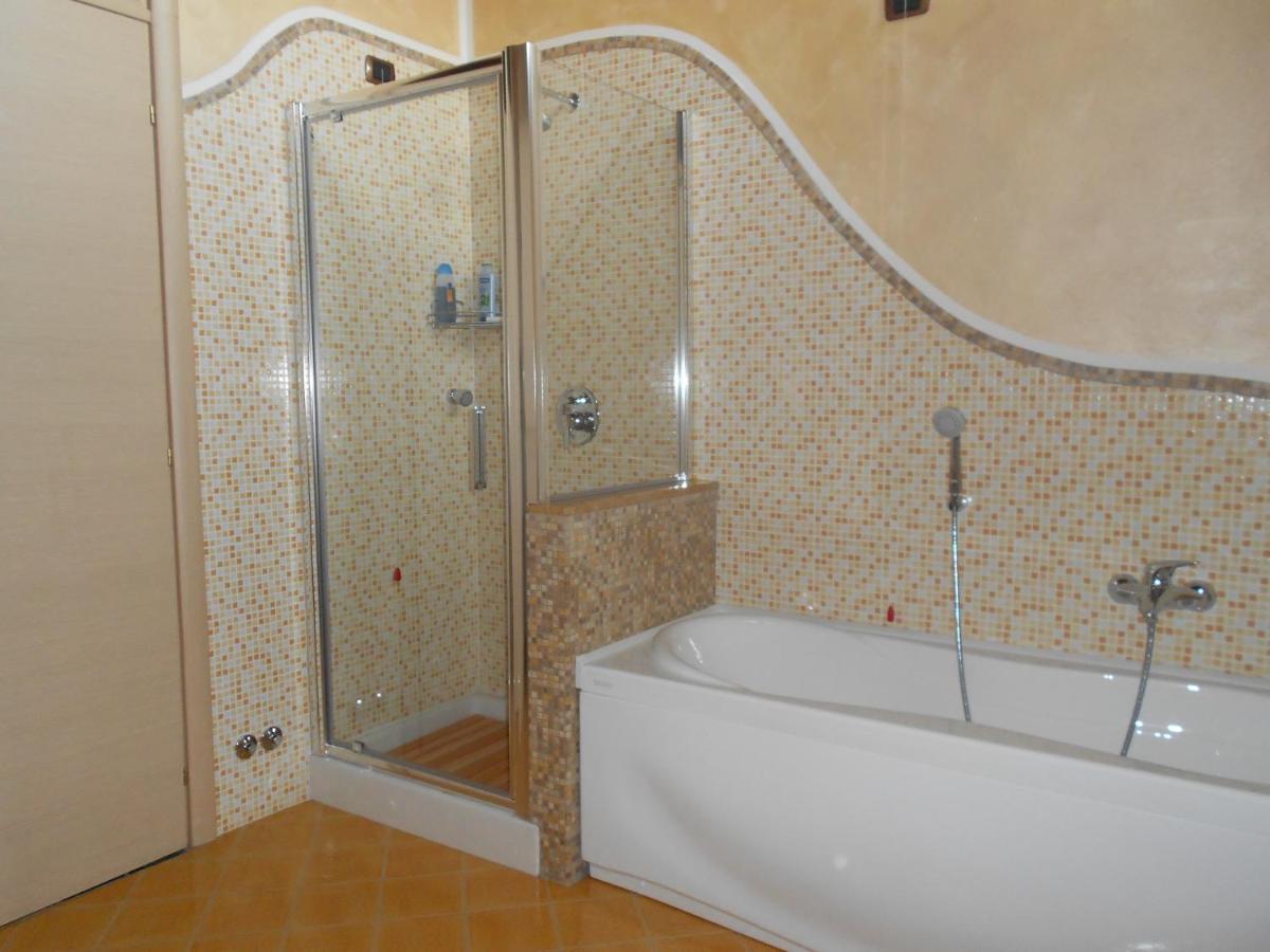 B&B Stella Del Borgo Castiglione Olona Exteriör bild